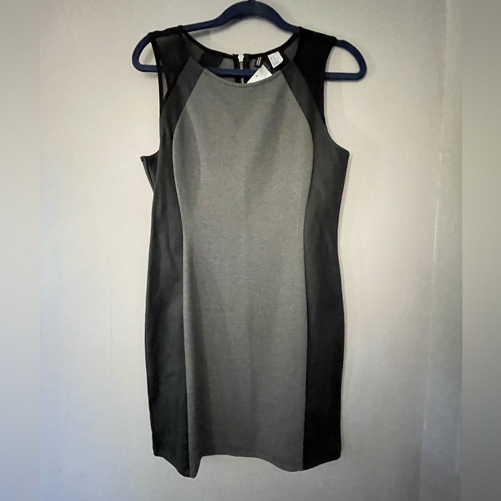 Black and Grey Bodycon Dress from H&M (Size 8)
